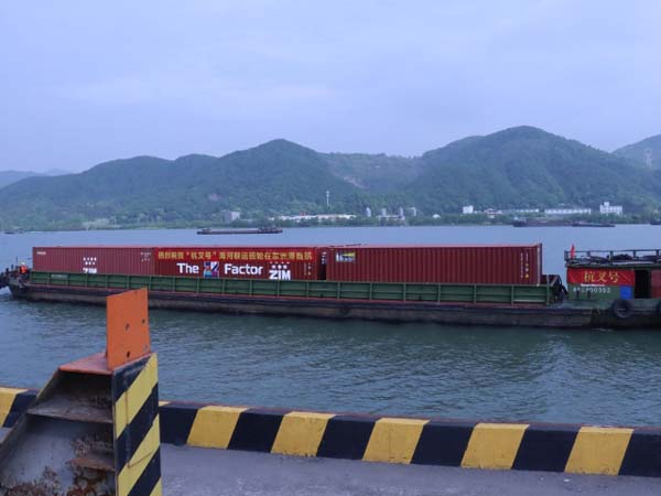 “杭叉號”海河聯(lián)運(yùn)班輪成功首航，又一精品航線“金名片”